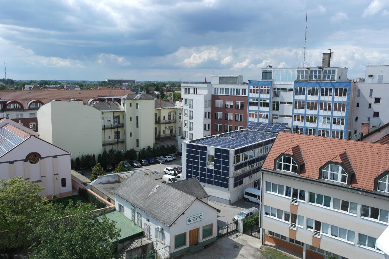 Center Piac Aparman Apartment Debrecen Exterior photo